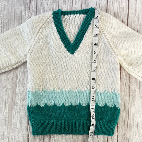 Handmade Baby Girl/Boy Knit V Neck Long Sleeve Sweater 18-24 Months White Teal - Picture 6 of 9